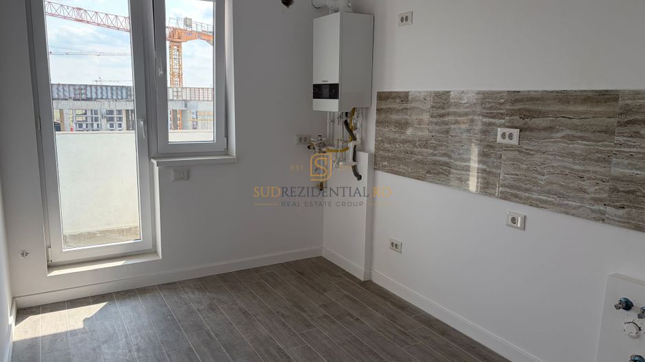 Apartament 2 camere, decomandat, parcare, 10 min de Metrou Berceni - Poză 2