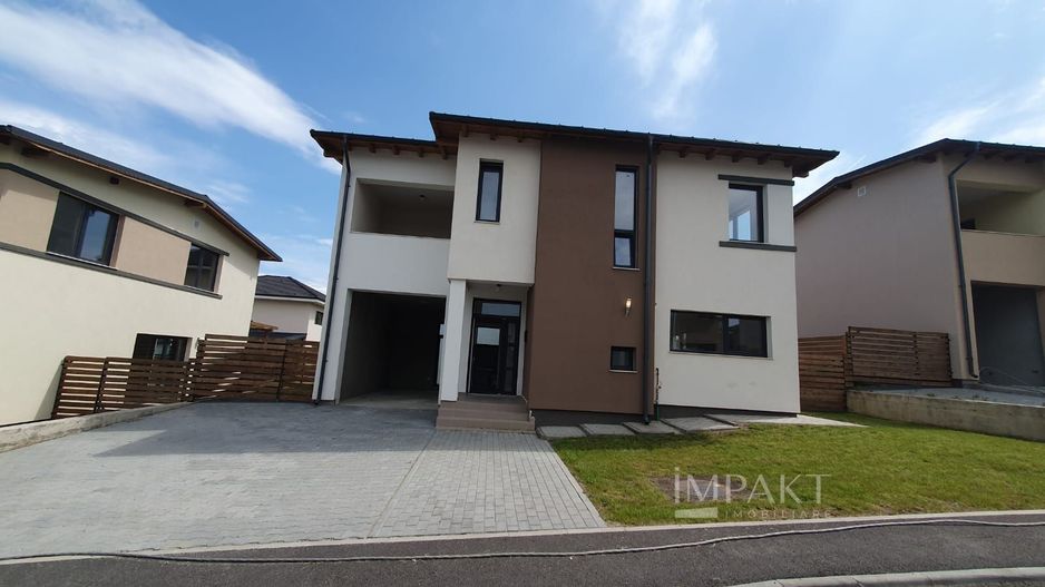 Casa Individuala Semifinisata de Vanzare in Dezmir - Poză 4