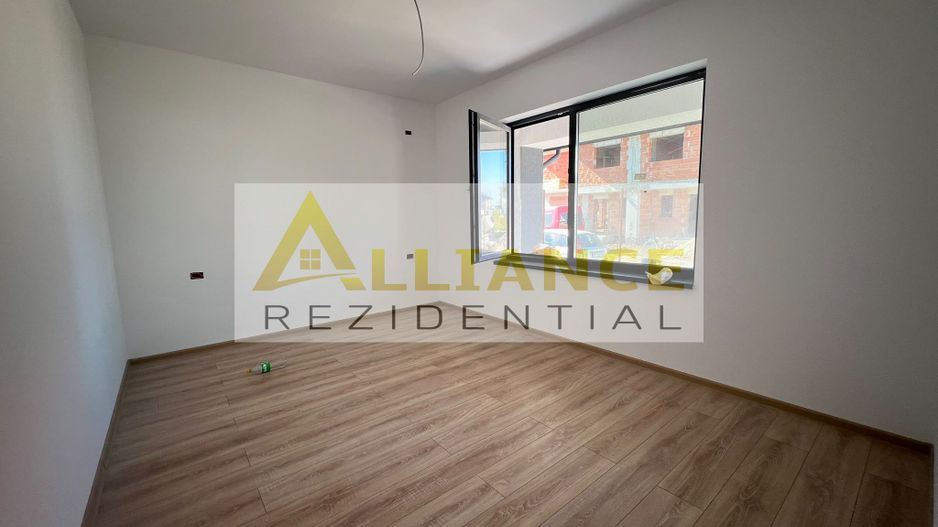 CASA PARTER-4 CAMERE- TEREN 356 MP-STR.ASFALTATA - Poză 9