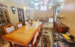 🏡 Casă spațioasă cu 9 camere în Strejnicu – pentru locuință, birouri - Poză 60