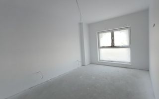Apartament 3 camere FINISAT LA CHEIE  ,Doamna Stanca parcare inclusa - Poză 3