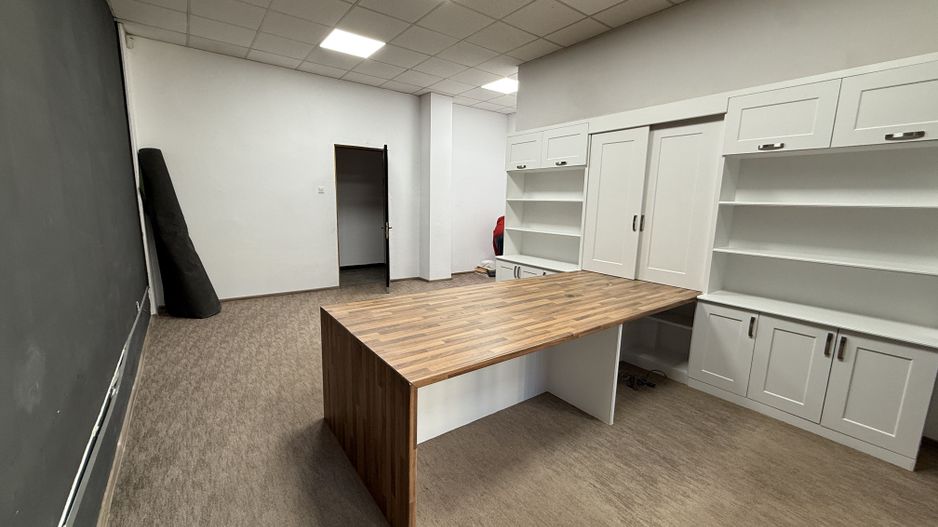 Birou de inchiriat | Centru | 28 mp | 280 EUR/luna - Poză 3