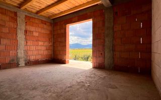Casa noua curte mare Sibiu, Cristian - Poză 5