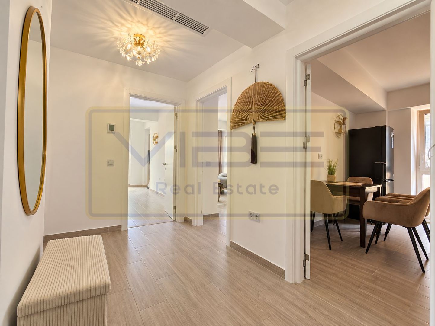 Copou- 3 camere 2 bai- decomandat- modern- parcare subterana - Poză 6