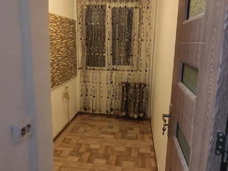 Apartament 2 camere- Craiovita Noua, zona Fortuna - Poză 3