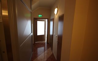 Vila  destinatie camin batrani - Poză 24