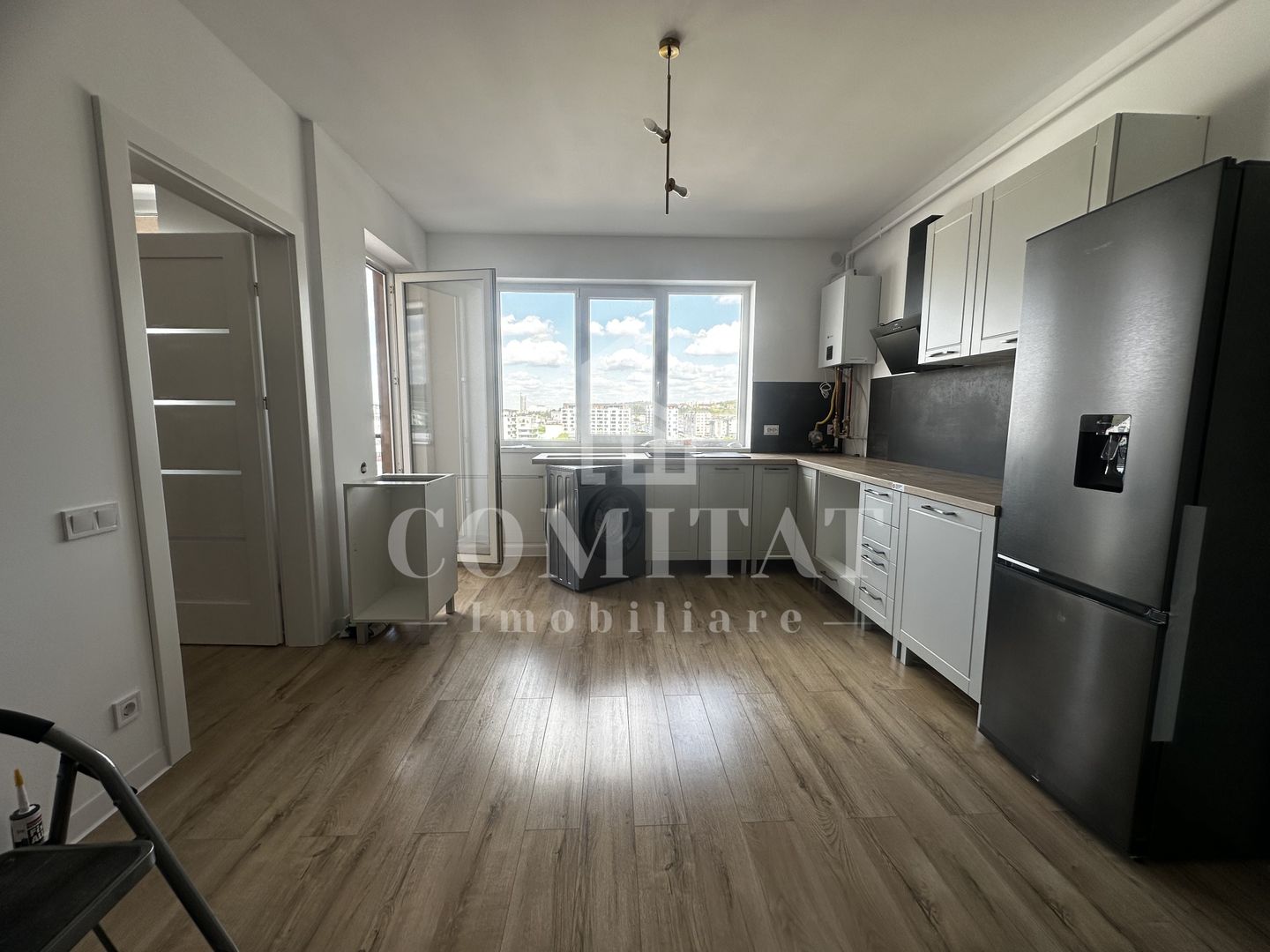 Apartament la cheie | Etaj intermediar | Zona BMW - Florești - Poză 5