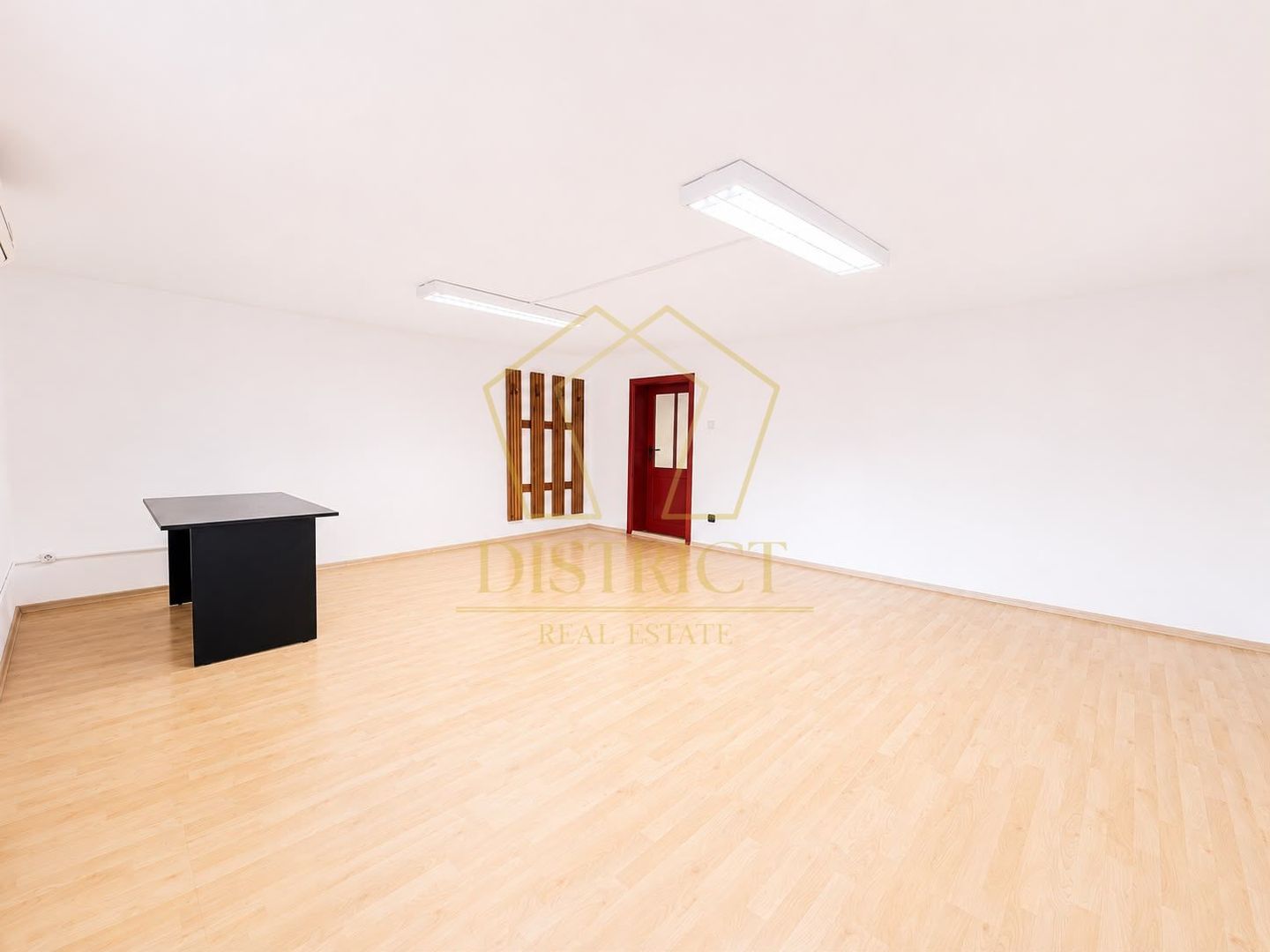 Spatiu comercial cu 4 camere | Girocului - Poză 2