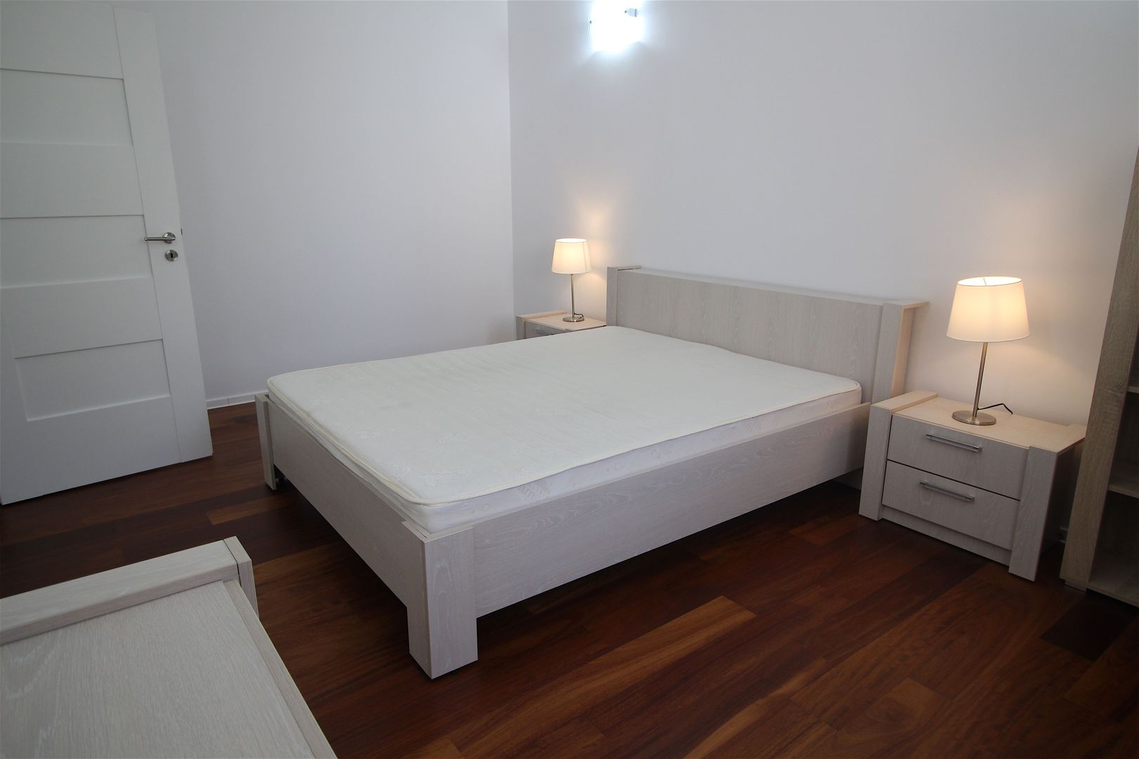 Apartament cu 2 camere -Dumbravita - Poză 5