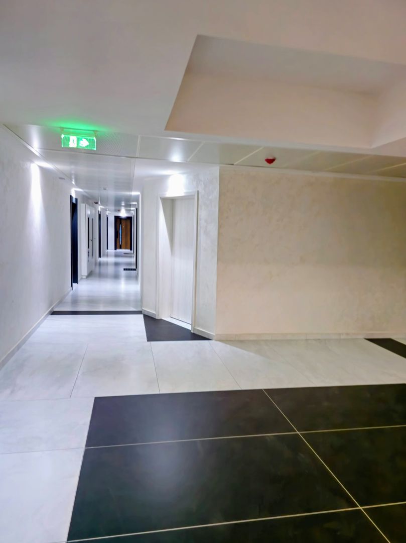 Apartament de lux cu 3 camere în Resort White Sea – Mamaia Nord - Pe malul marii - Poză 12