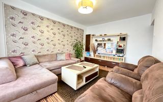 Apartament cu 3 camere pe strada Bucuresti ! - Poză 2