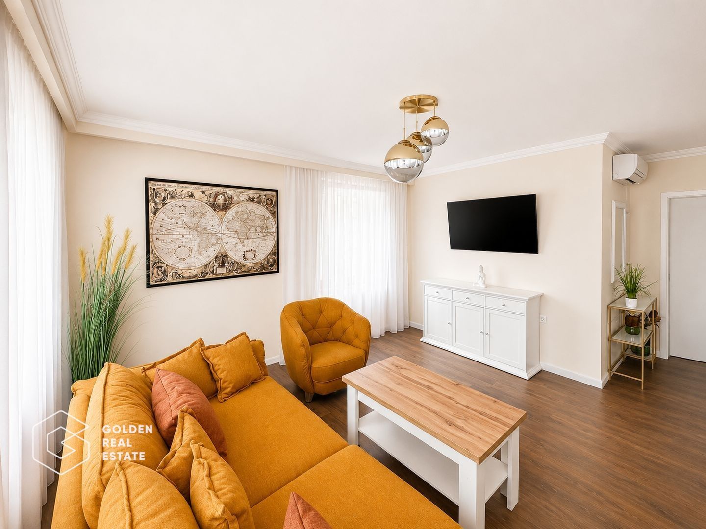 Apartament premium, zona Subcetate, 3 camere, 2 bai, loc parcare, sala, piscina - Poză 4