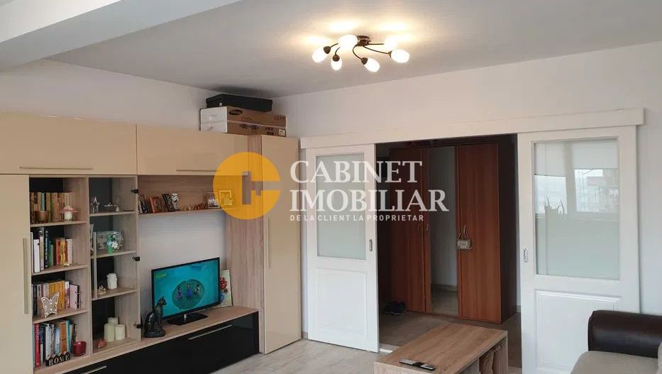 Cug - 3 Camere Decomandat - 86 Mp - Loc De Parcare + Boxa - Poză 1