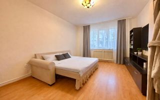 2 camere decomandate, lângă Baza Sportivă La Terenuri - Poză 2