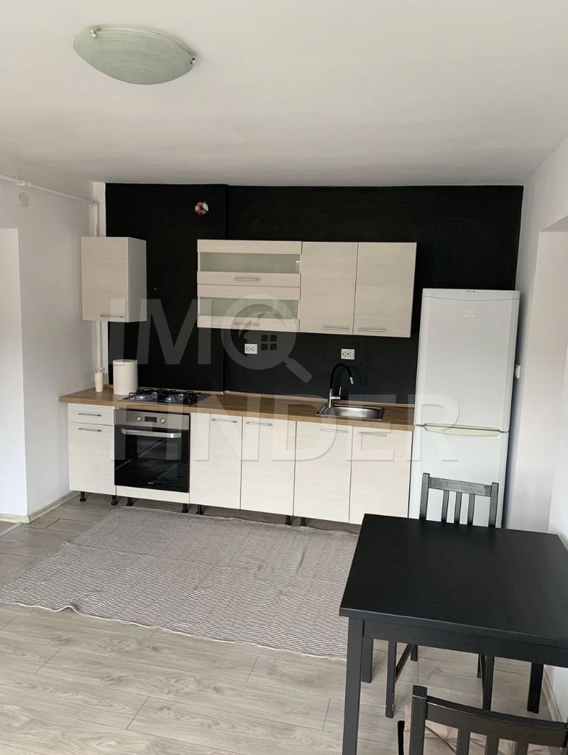 Vânzare 2 Camere Grigorescu etaj intermediar - Poză 1
