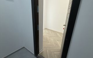 Apartament cu 3 camere,boxa depozit, Finisat La Cheie te muti imediat - Poză 8