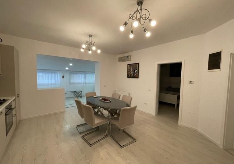 Apartament de inchiriat 4 camere Aron Cotrus Herastrau - Poză 4