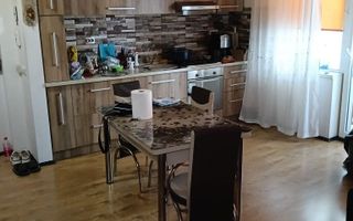 Apartament cu 3 camere, 2 balcoane și parter inalt în Florești. - Poză 1