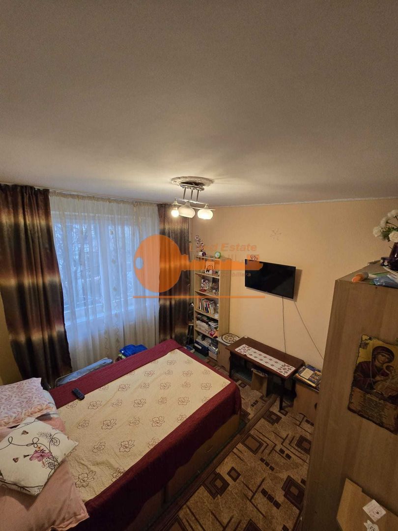 3 camere Crangasi-Bloc reabilitat-450 m metrou - Poză 3