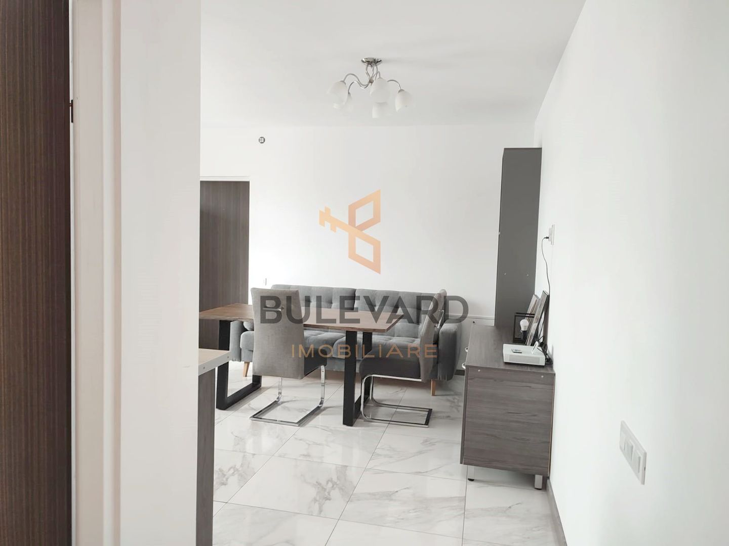 Apartament 3 camere + parcare, zona Metro! - Poză 5