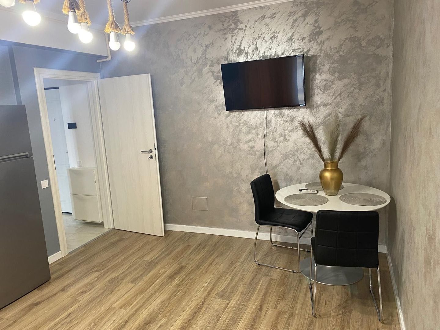 Apartament tip studio Ilie Petre, Militari Resindece - Poză 2