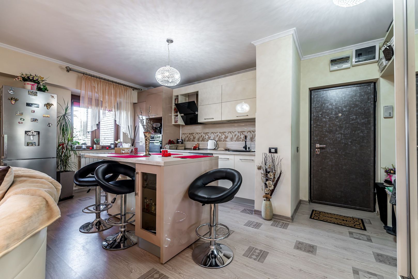 Apartament 2 camere – Zona Intim | Etaj 3 cu lift | 78.500 € - Poză 3