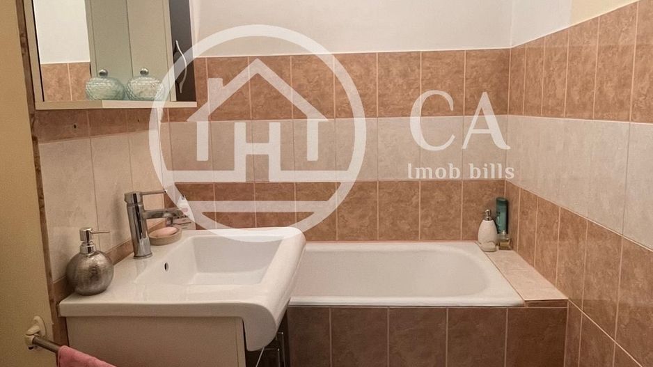 Apartament cu o cameră de vânzare in zona Rogerius, Oradea - Poză 6