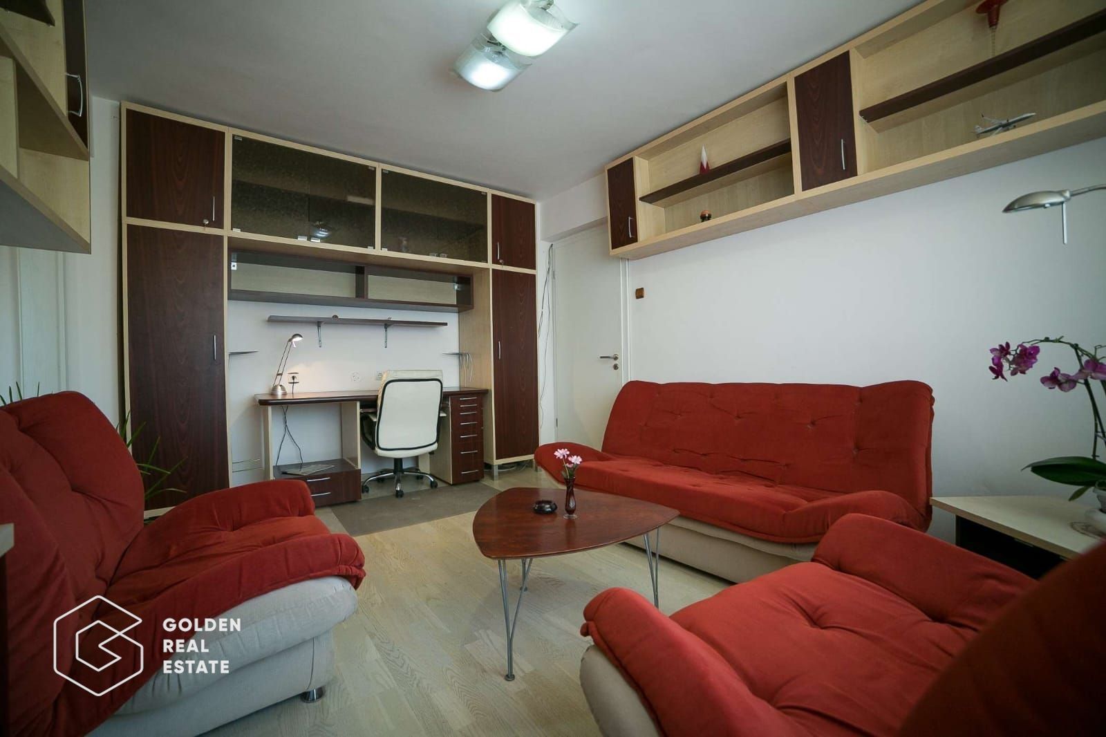Apartament superb, ultracentral, 3 camere, centrala proprie si 2 locuri parcare - Poză 4