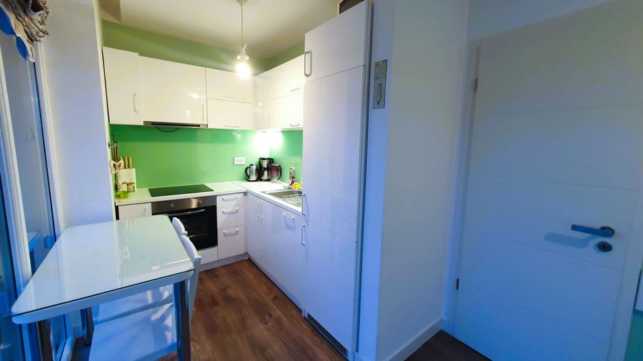 Penthouse cu 2 parcări subterane, vedere panoramică spre Tâmpa – Centrul Civic - Poză 6