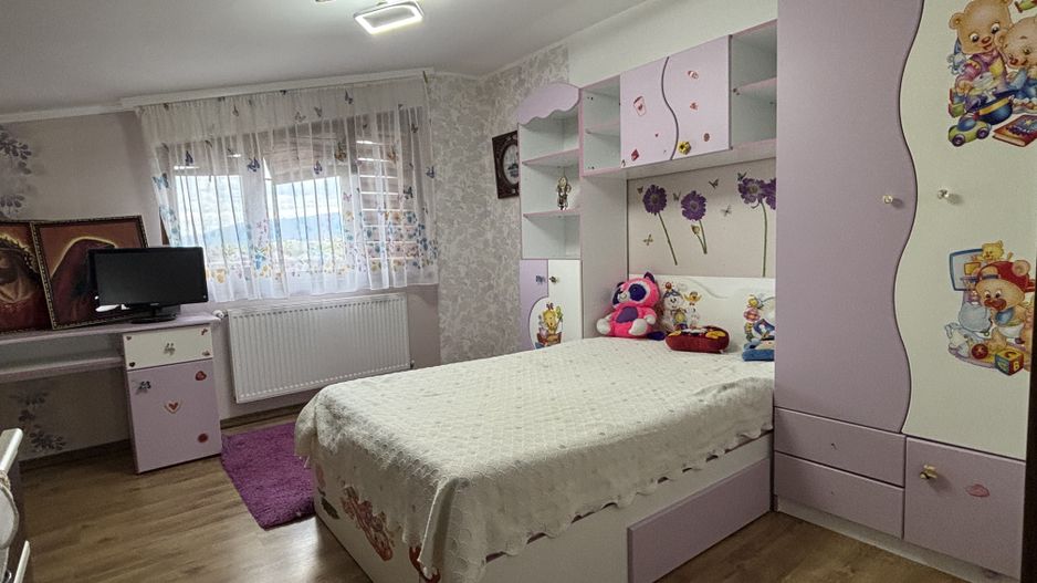 Casa 5 camere cu teren GENEROS si CARPORT - Cartierul Arhitectilor - Poză 11