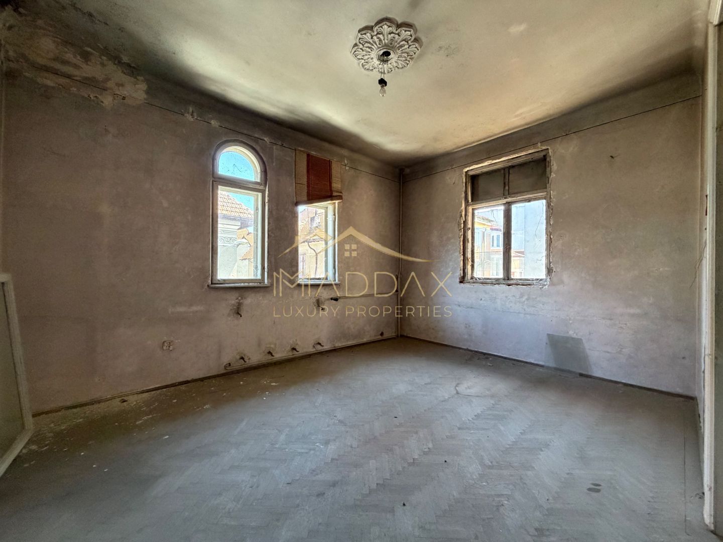 Vila cu 10 camere *540mp* // Zona Titulescu - Poză 23