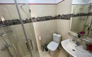 Casă cu 4 camere de vânzare | zona Ultracentrala - Poză 9