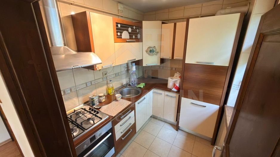 Vila eleganta in zona Ford– Confort si intimitate pe alee privata - Poză 16