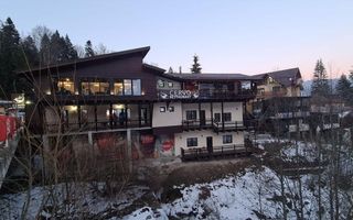 Spațiu Comercial Pârtia Kalinderu - Poză 2