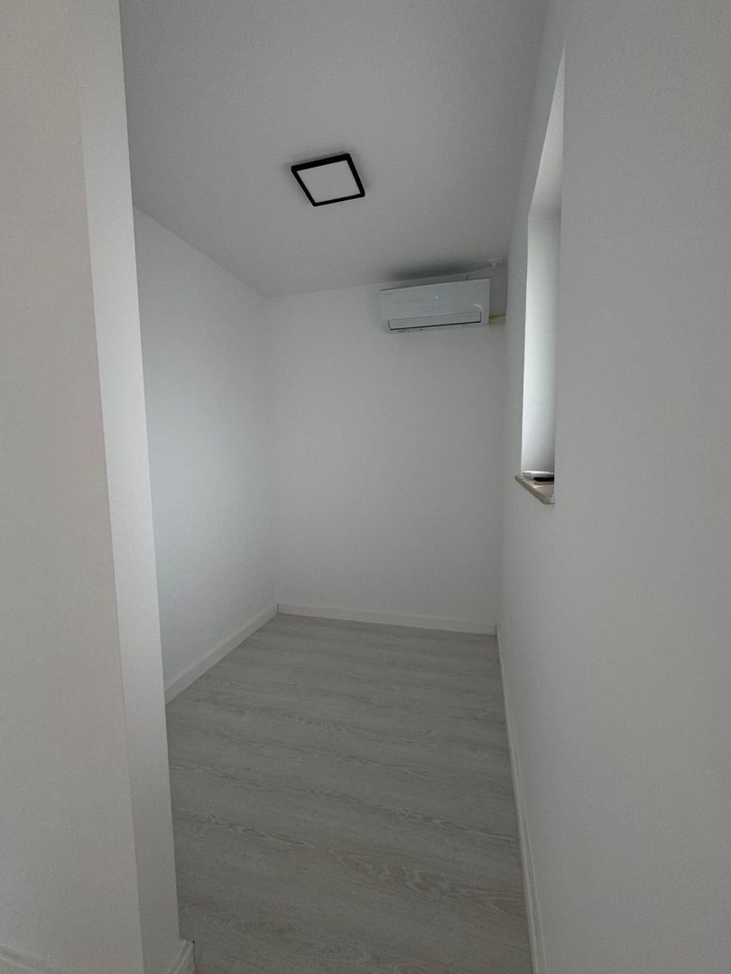 Vila noua cu mansarda Cosmopolis - Poză 18