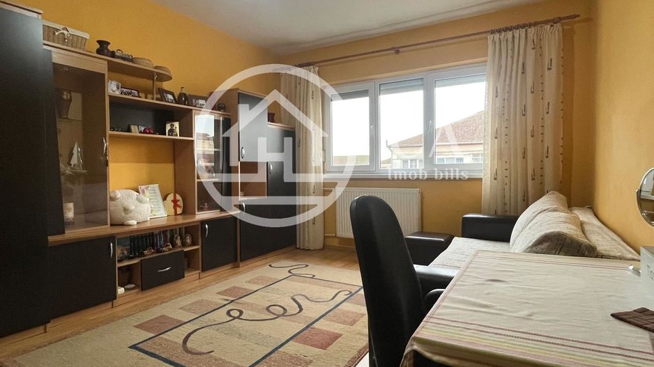 Apartament cu o cameră de vânzare in zona Rogerius, Oradea - Poză 4