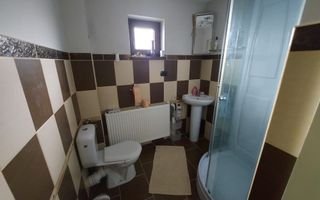 🏡 Casă de vânzare în Horodnicul de Sus! 🏡 - Poză 14