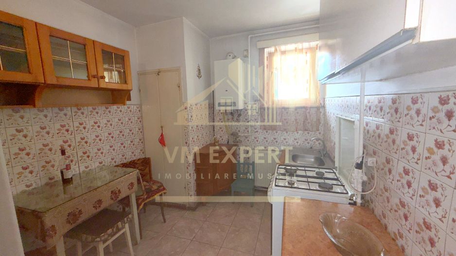APARTAMENT 2 CAMERE ETAJ 4 ZONA ULTRACENTRALĂ CAMPULUNG - Poză 15