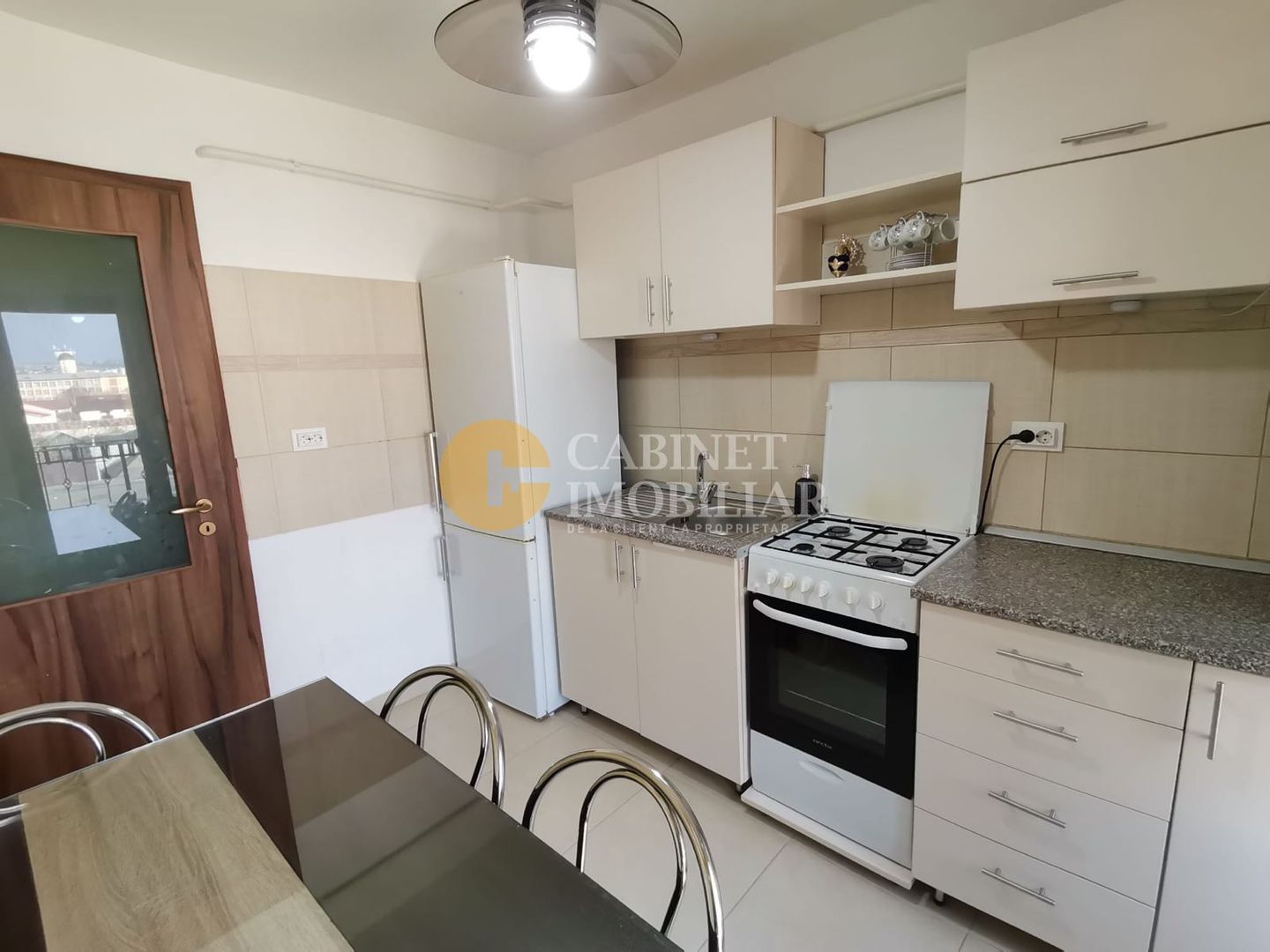 2 CAMERE DECOMANDAT, 52 MP, ETAJ 2, PARCARE - ZONA POITIERS - Poză 3