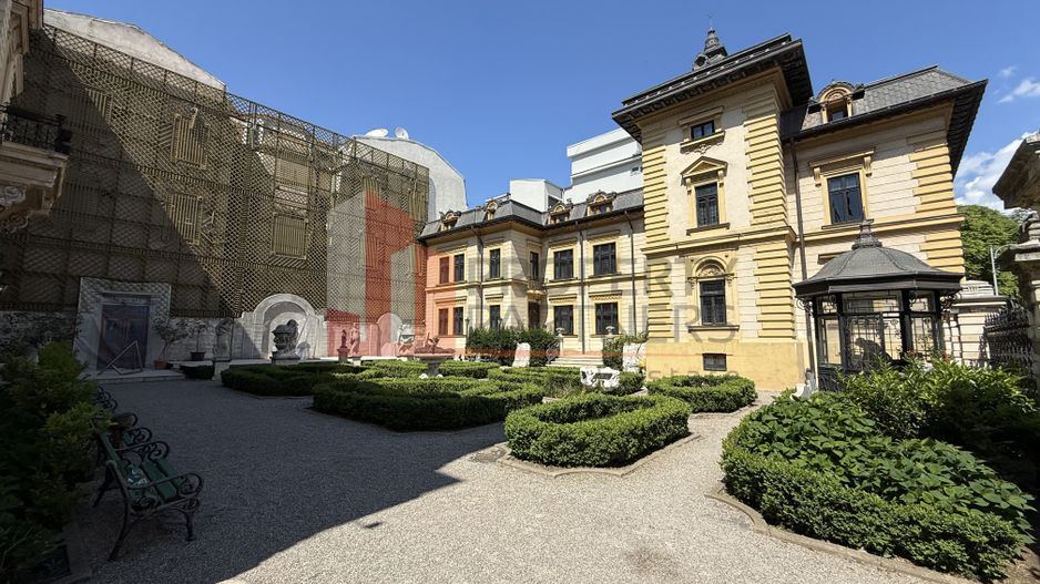 Birouri de inchiriat  200 mp în Palatul Ghica. - Poză 1