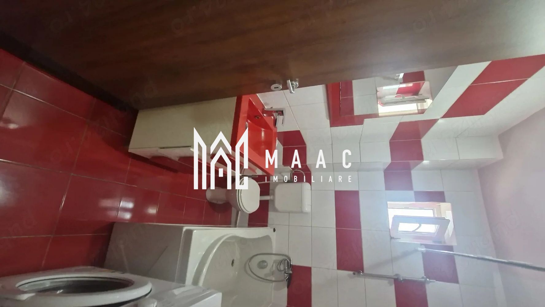 Garsonieră luminoasă cu geam la baie | complet utilată | Turnișor - Poză 6