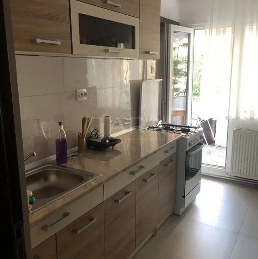 Apartament cu 2 camere, renovat complet, zona Plopilor, Pod Calvaria. - Poză 1