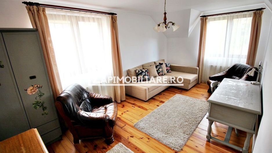 Casa 3 camere, 2 bai,1 garaj,teren 360 mp.zona Dambu Pietros - Poză 5