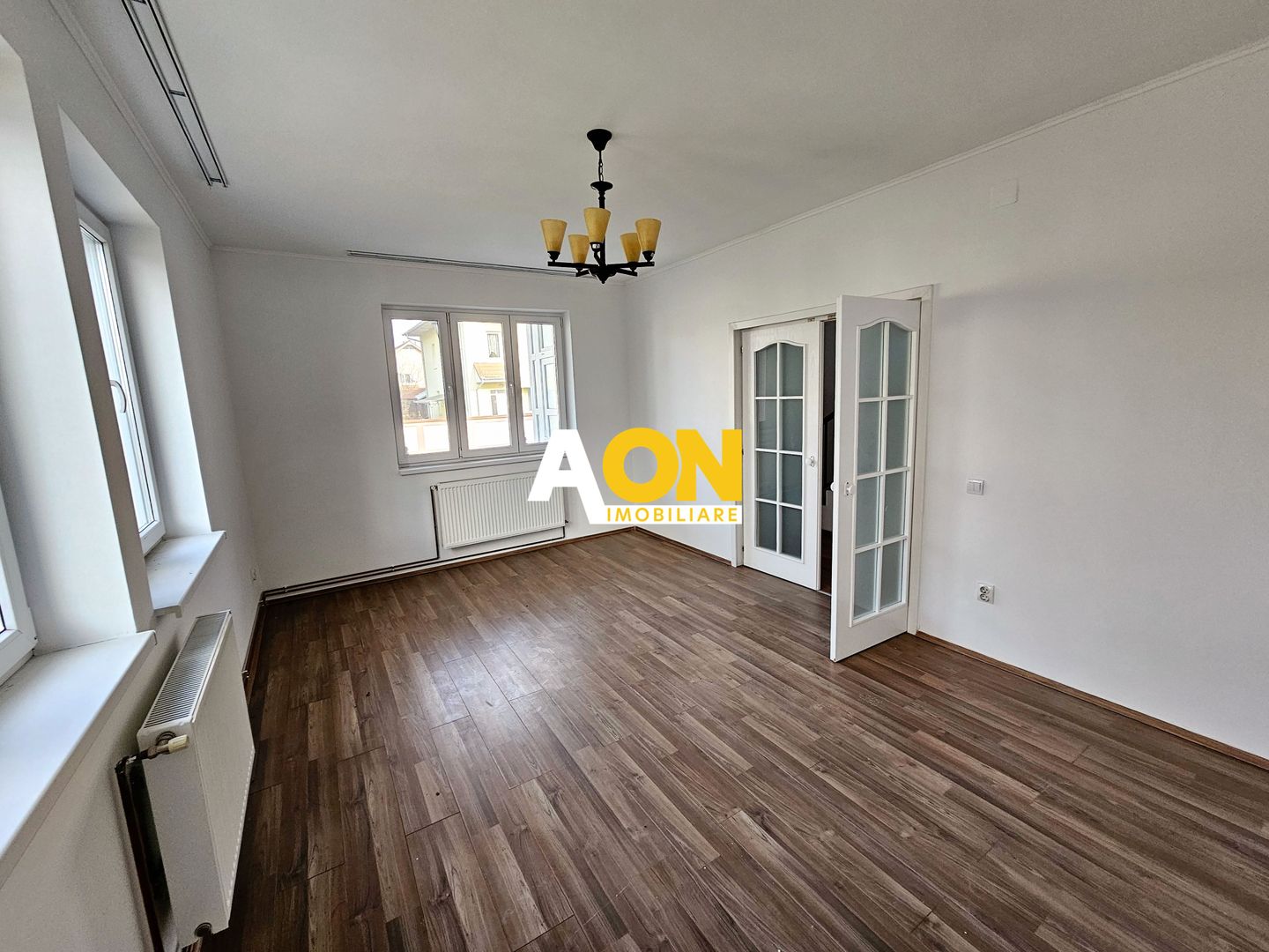 De vanzare casa 3 camere, 802mp teren, Cetate - Poză 4