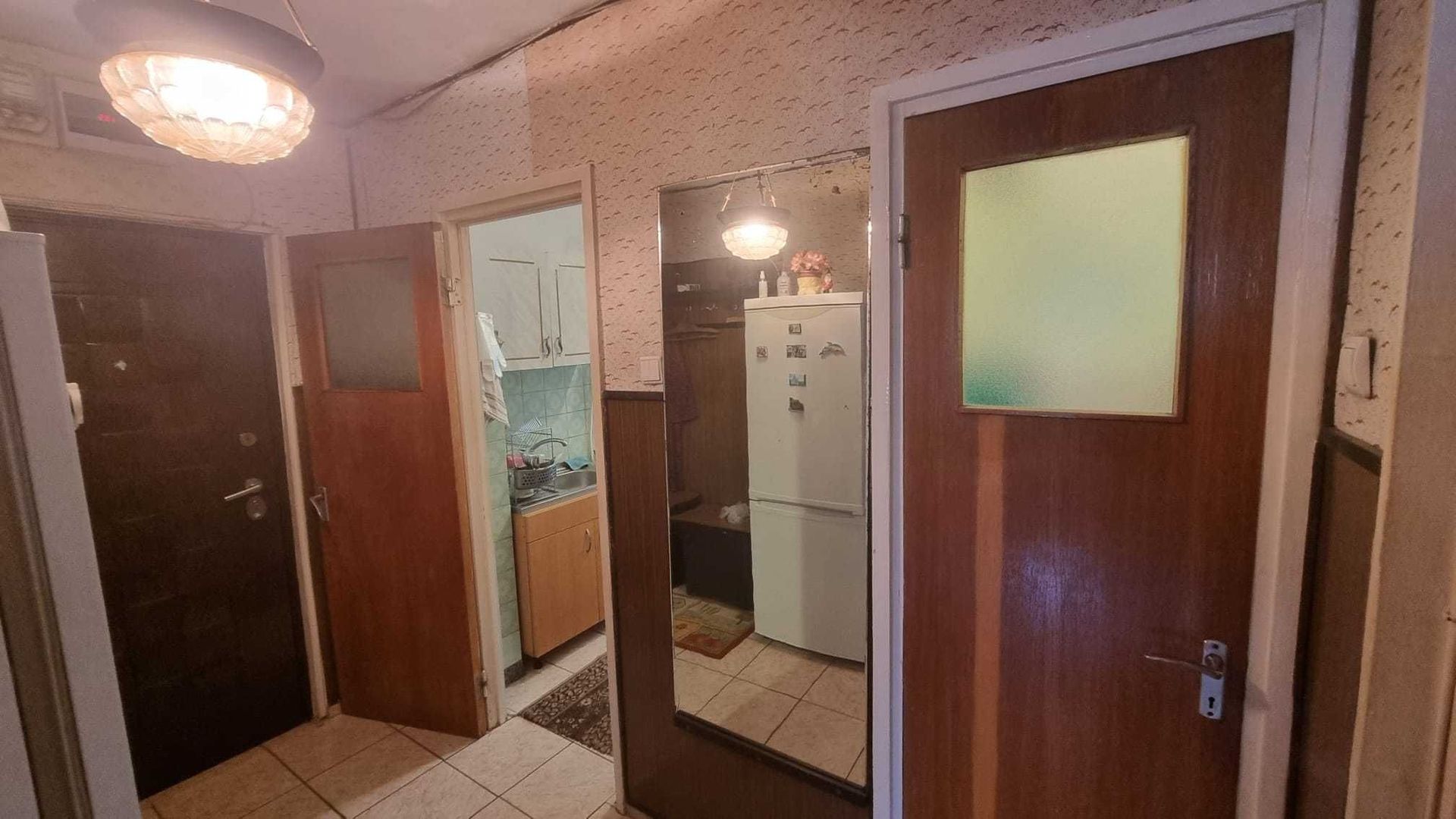 Apartament 4 camere, Bld. Brancoveanu, zona benzinaria Petrom. - Poză 4