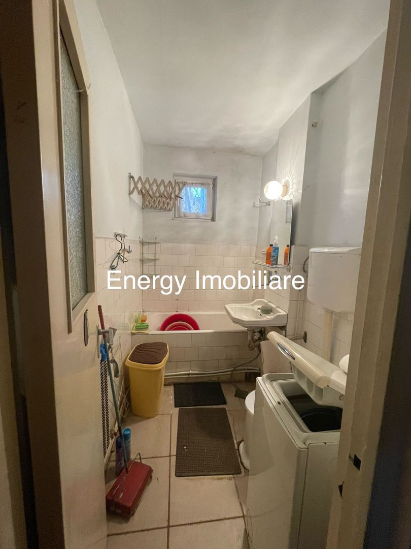 Apartament cu 4 camere și 2 băi, zona Dâmbul Pietros - Poză 7