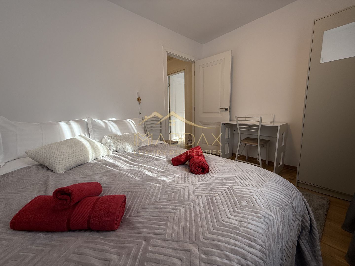 3 camere chirie | modern | mobilat și utilat | Arcul de Triumf - Poză 9