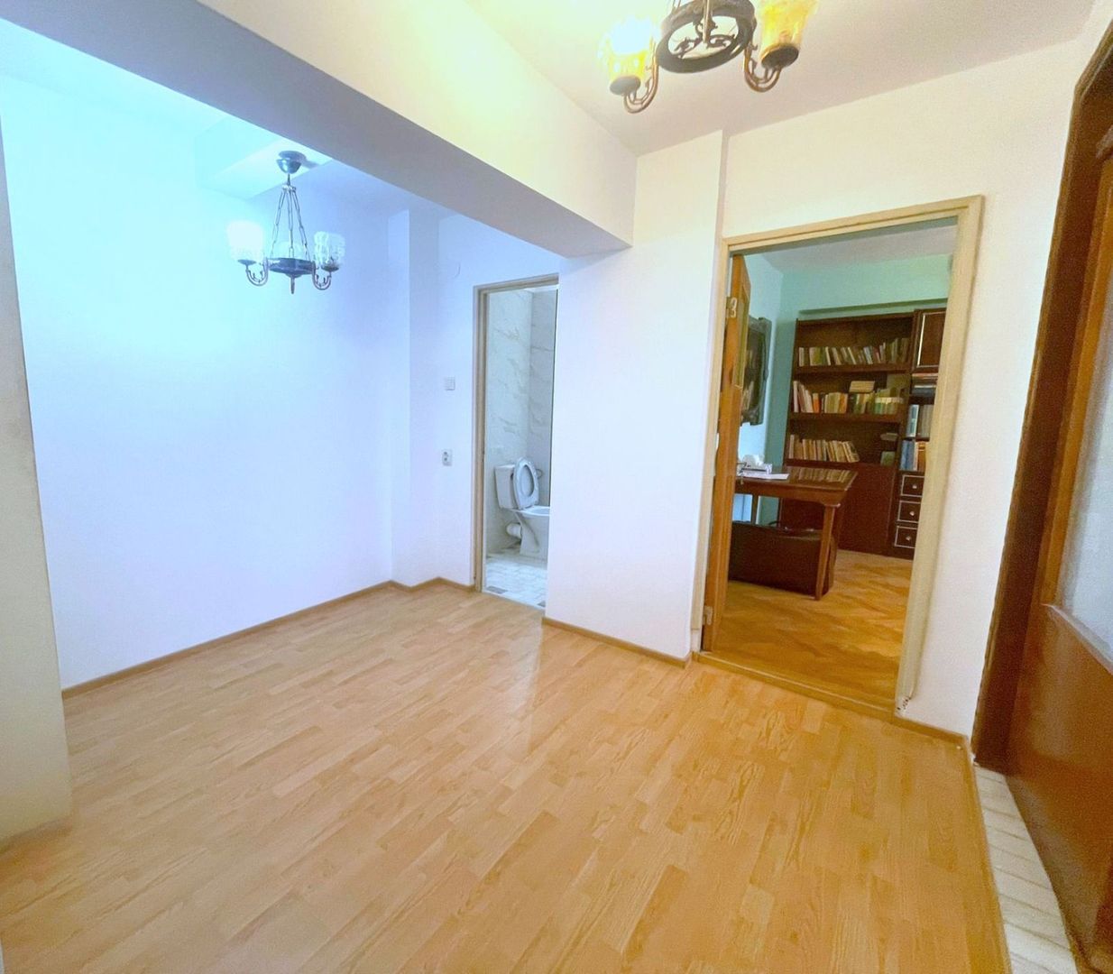 De vanzare – Apartament 3 camere   -R-uri -  Mazepa 1 - Poză 10