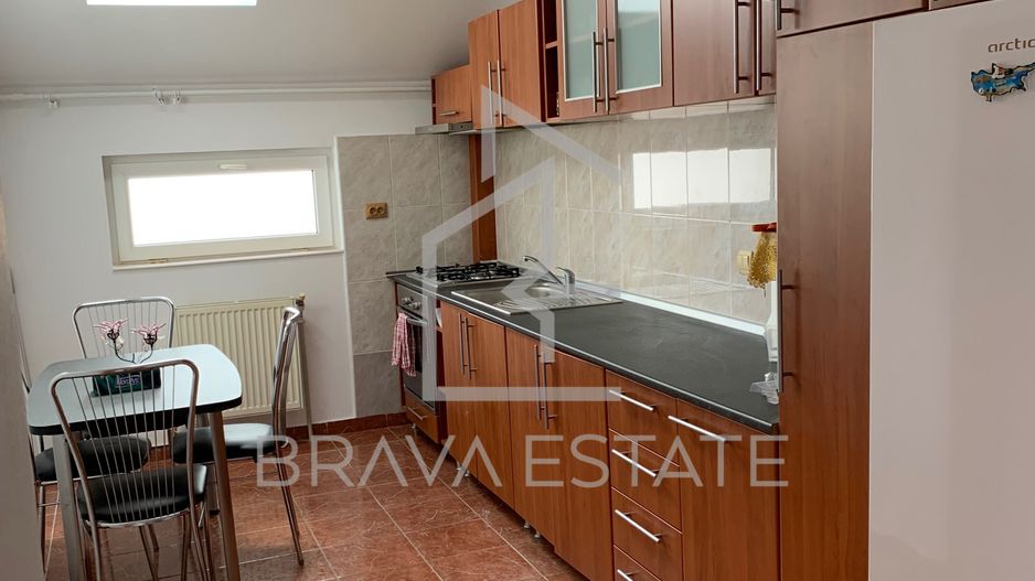Apartament 2 camere, balcon, parcare, zona Manastur - Poză 1