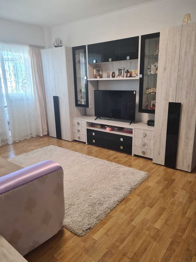 Vanzare Apartament 2 camere, 55 mp, loc de parcare, balcon închis – Sector 5 - Poză 1